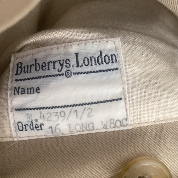 Burberry Trench Coat - Picture 15 of 17